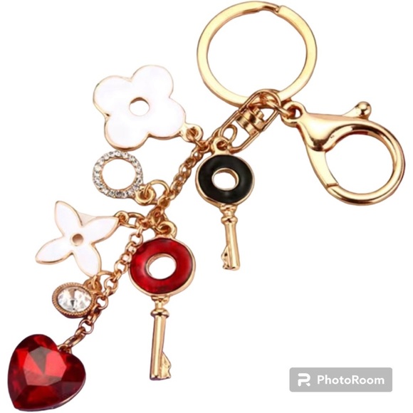 Flower and Key Gem Bag charm - Picture 2 of 4